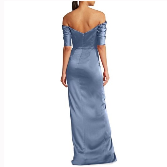 NWT beautiful off the shoulder satin gown - Picture 3 of 4